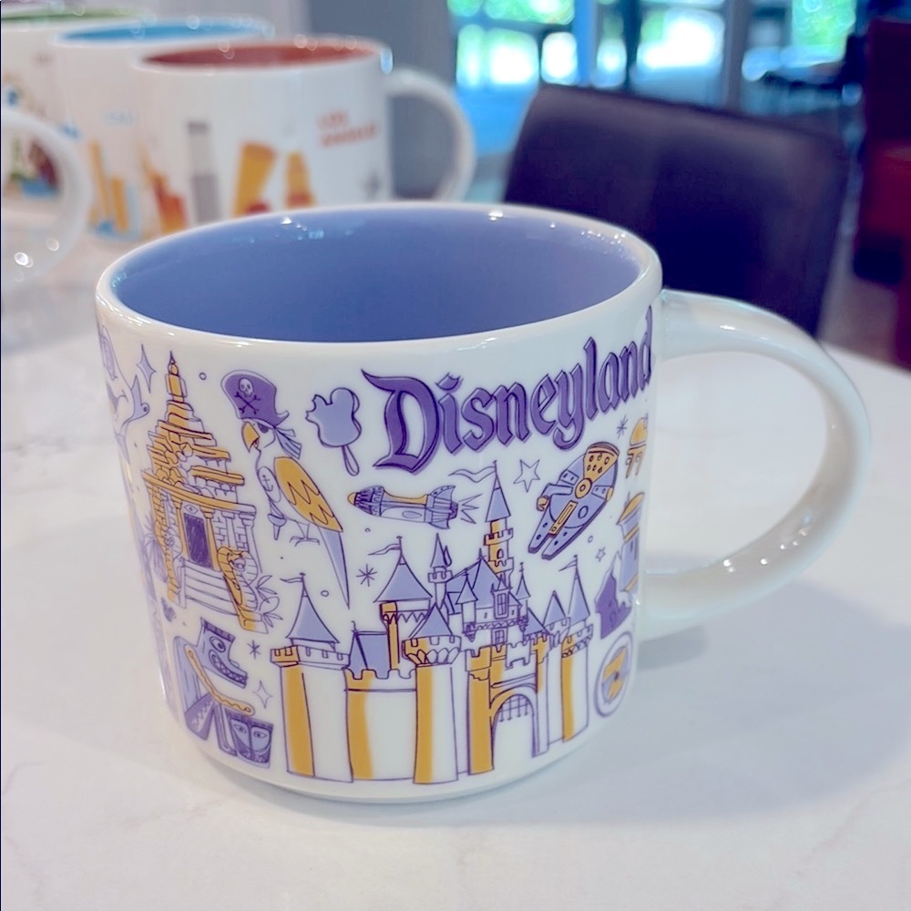 STARBUCKS BEEN THERE SERIES DISNEYLAND MUG 💜💛💜💛